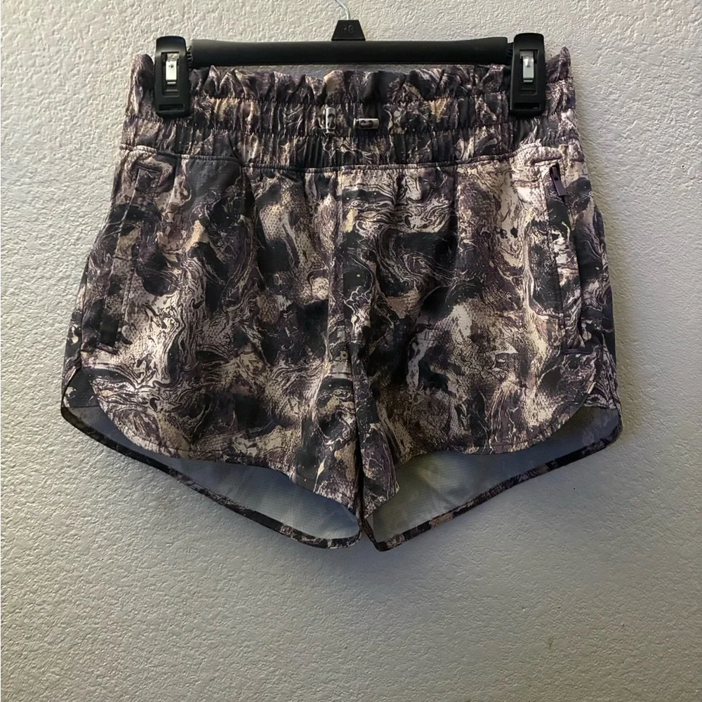 FLX Women's Marble Swirl Athletic Shorts with Liner S